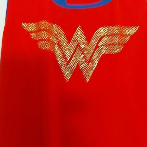 Women's wonder woman tank top size Xlarge - Picture 2 of 4